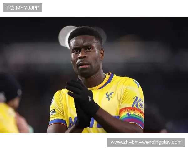 英超球员中的摇滚乐迷趣闻与场外生活揭秘